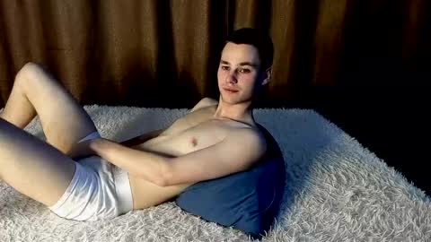 robert10211 online show from 2, 3, 2026