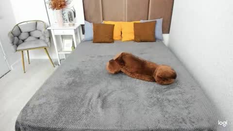 Snapshot of robertamorelly chatting on 30, 10, 2025 Betty online show from 30, 10, 2025