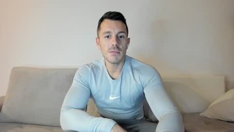 roberto4ever online show from 3, 2, 2025