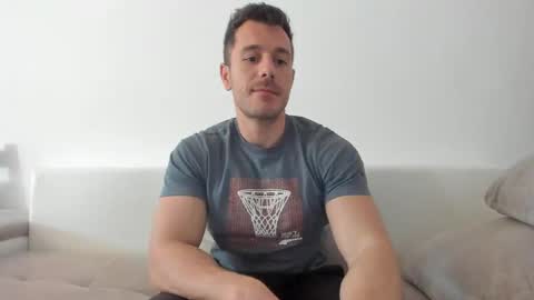 roberto4ever online show from 6, 4, 2026