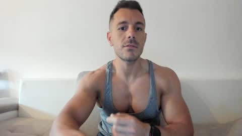 Snapshot of roberto4ever chatting on 24, 6, 2026 roberto4ever online show from 24, 6, 2026
