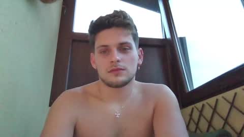 Snapshot of roberto_twink1 chatting on 24, 1, 2025 Roberto online show from 24, 1, 2025