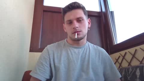 Snapshot of roberto_twink1 chatting on 10, 2, 2025 Roberto online show from 10, 2, 2025