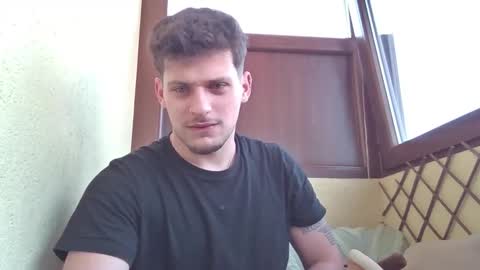 Roberto online show from 5, 3, 2026