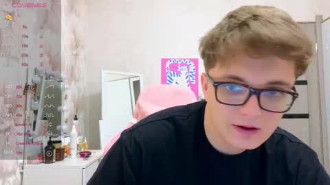 Snapshot of robertokingsize chatting on 14, 1, 2026 robertokingsize online show from 14, 1, 2026