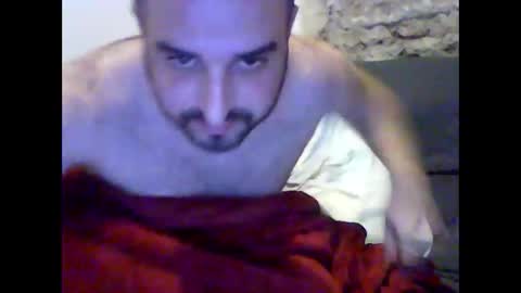 Snapshot of robertoredo chatting on 26, 12, 2024 Roberto online show from 26, 12, 2024