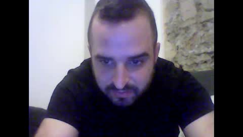 Snapshot of robertoredo chatting on 7, 1, 2025 Roberto online show from 7, 1, 2025