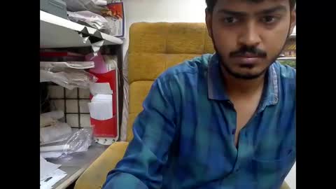 Snapshot of robertsalia220 chatting on 3, 10, 2025 Robertsalia online show from 3, 10, 2025