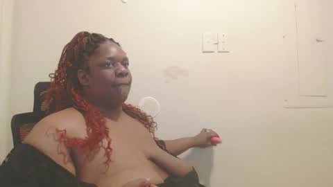 robertswhitney52 online show from 24, 9, 2025