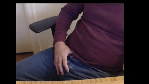 Snapshot of robidan6923 chatting on 16, 12, 2024 robidan6923 online show from 16, 12, 2024