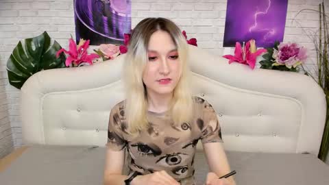 Snapshot of robinkhelless chatting on 5, 3, 2025 robin khelless online show from 5, 3, 2025