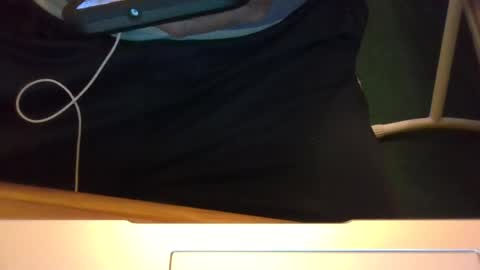 Snapshot of robjh1273 chatting on 21, 7, 2026 Roger online show from 21, 7, 2026