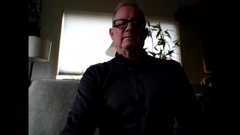 robo0000 online show from 25, 10, 2025