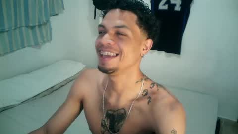 Snapshot of rocco99xx chatting on 21, 10, 2025 Rocco online show from 21, 10, 2025