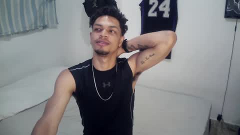 Snapshot of rocco99xx chatting on 28, 10, 2025 Rocco online show from 28, 10, 2025