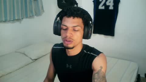 Snapshot of rocco99xx chatting on 12, 11, 2025 Rocco online show from 12, 11, 2025