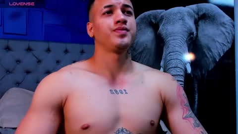 Snapshot of rocco_santos chatting on 23, 9, 2025 rocco_santos online show from 23, 9, 2025