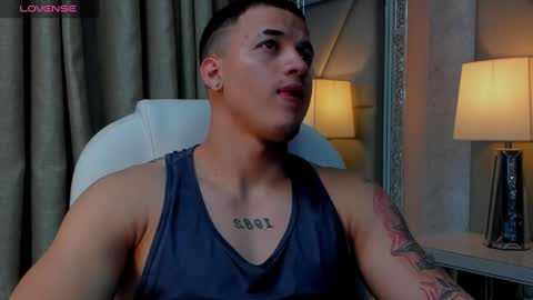 Snapshot of rocco_santos chatting on 17, 10, 2025 rocco_santos online show from 17, 10, 2025