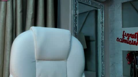 rocco_santos online show from 3, 12, 2025