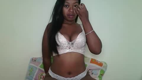 Snapshot of rochellinah chatting on 23, 4, 2026 rochellinah online show from 23, 4, 2026