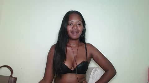 Snapshot of rochellinah chatting on 25, 4, 2026 rochellinah online show from 25, 4, 2026
