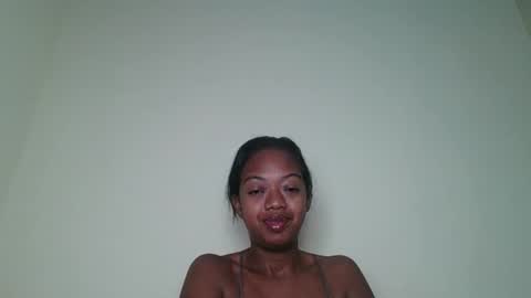 Snapshot of rochellinah chatting on 4, 5, 2026 rochellinah online show from 4, 5, 2026
