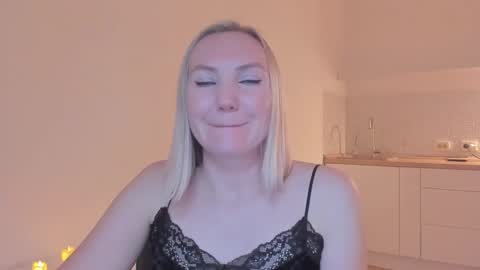 Snapshot of rock__baby chatting on 1, 1, 2025 rock__baby online show from 1, 1, 2025