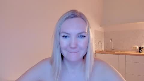 Snapshot of rock__baby chatting on 9, 3, 2025 rock__baby online show from 9, 3, 2025