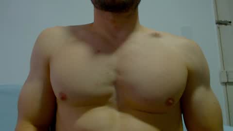 Snapshot of rocky_muscle chatting on 23, 6, 2026 rocky muscle online show from 23, 6, 2026