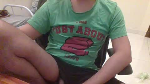 Snapshot of rockysam090 chatting on 8, 6, 2026 rockysam090 online show from 8, 6, 2026