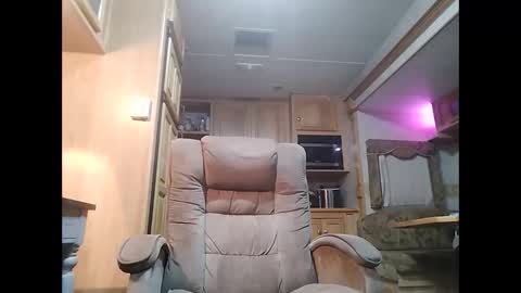 Snapshot of rodkirk45 chatting on 8, 2, 2025 Rodkirk41... online show from 8, 2, 2025