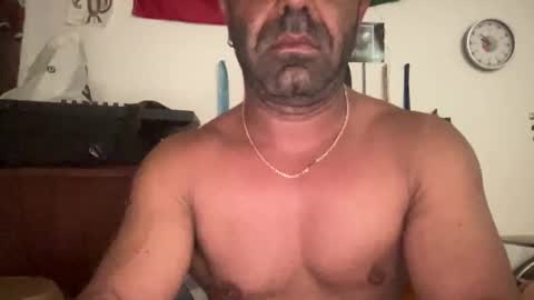 rodrigo232426 online show from 12, 11, 2025