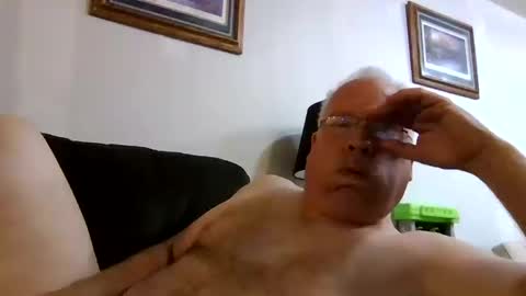 rodstud641 online show from 10, 10, 2025