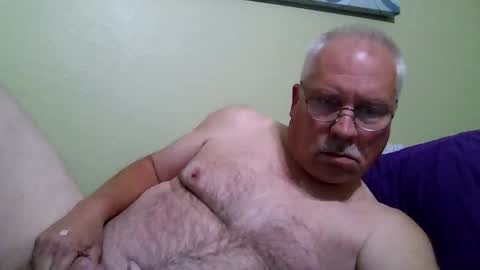 rodstud641 online show from 15, 10, 2025