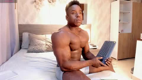 Snapshot of rogger_physique chatting on 20, 4, 2026 Rogger online show from 20, 4, 2026