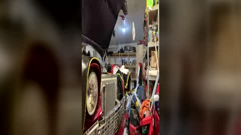 Snapshot of roknfordguy chatting on 15, 6, 2026 roknfordguy online show from 15, 6, 2026