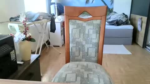 rolandloser1000 online show from 18, 2, 2025