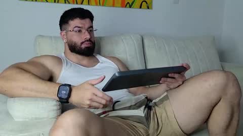 Roman Lux online show from 5, 4, 2026