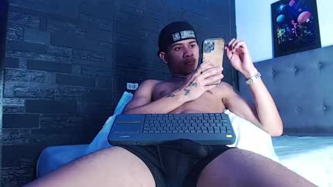 Roman Cartier online show from 30, 4, 2026