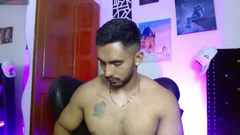 Snapshot of romanpearce_ chatting on 27, 7, 2026 Roman online show from 27, 7, 2026