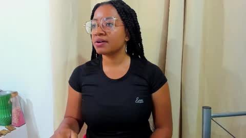 Is A Belle online show from 27, 10, 2025