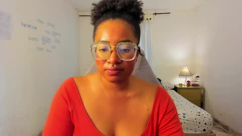 Snapshot of romantic_stargirl chatting on 7, 4, 2026 Is A Belle online show from 7, 4, 2026