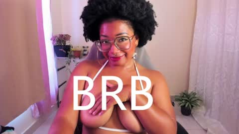 Snapshot of romantic_stargirl chatting on 27, 7, 2026 Is A Belle online show from 27, 7, 2026