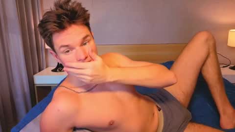 Snapshot of romeosilver chatting on 31, 5, 2026 Romeo online show from 31, 5, 2026