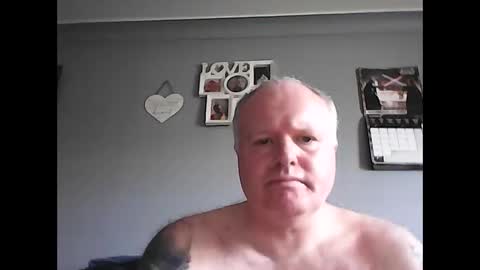 Snapshot of ronandoyle78 chatting on 2, 3, 2026 Horny Guy online show from 2, 3, 2026