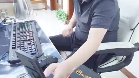 Snapshot of rongtian chatting on 1, 12, 2025 rongtian online show from 1, 12, 2025