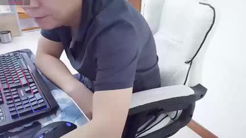 Snapshot of rongtian chatting on 2, 12, 2025 rongtian online show from 2, 12, 2025