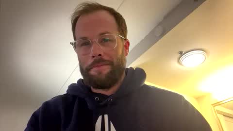 Snapshot of ronny2447 chatting on 4, 12, 2025 ronny2447 online show from 4, 12, 2025