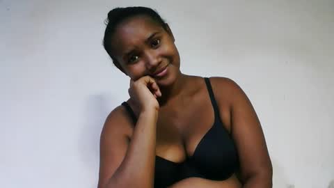 Snapshot of roosesexy chatting on 3, 6, 2026 roosesexy online show from 3, 6, 2026