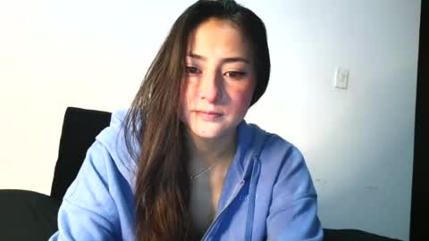 Snapshot of roosmery_ chatting on 17, 7, 2026 roosmery_ online show from 17, 7, 2026